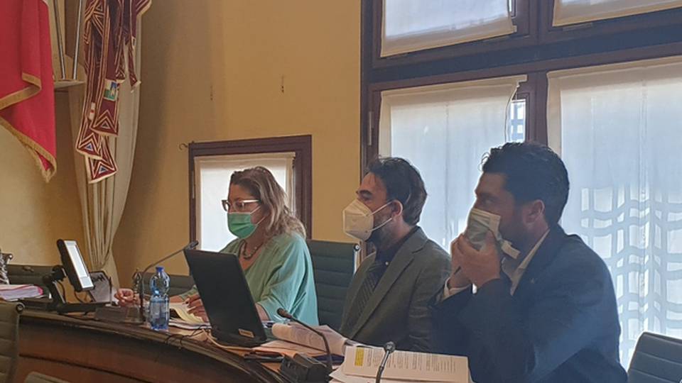 CRV - Seconda commissione – Informativa della Giunta sull’aggiornamento del Piano gestione rifiuti CRV - Seconda commissione – Informativa della Giunta sull’aggiornamento del Piano gestione rifiuti