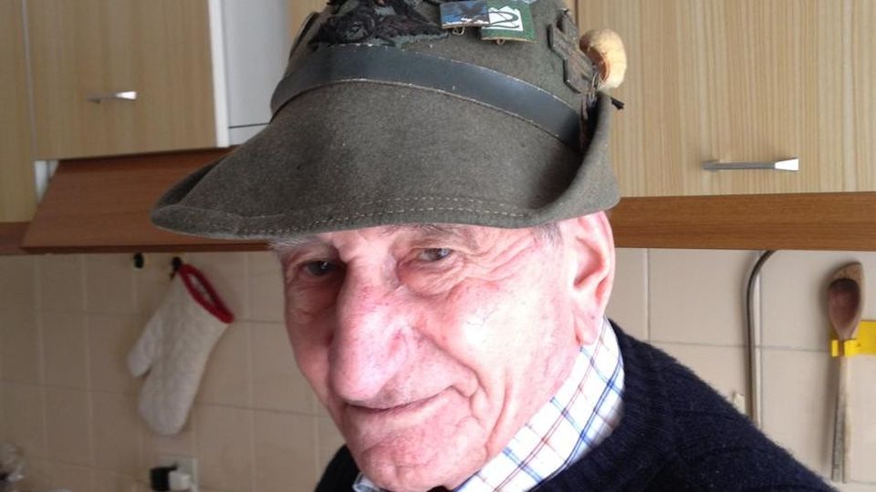 Gravedona, l’alpino dimenticato «Mai un invito al reduce di Nikolajewka» Gravedona, l’alpino dimenticato «Mai un invito al reduce di Nikolajewka»