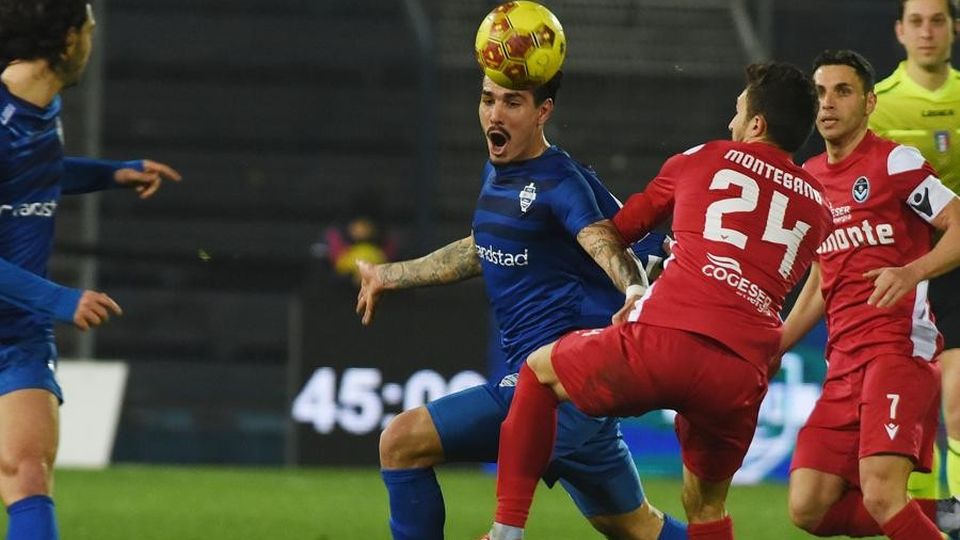 Como, tutta la grinta di Ferrari «Voglio segnare i gol decisivi» Como, tutta la grinta di Ferrari «Voglio segnare i gol decisivi»