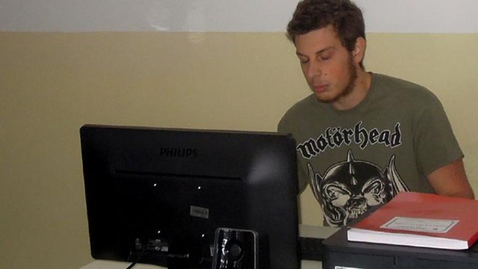 Internet superveloce nelle scuole A Mariano fibra con i cavi dei lampioni Internet superveloce nelle scuole A Mariano fibra con i cavi dei lampioni