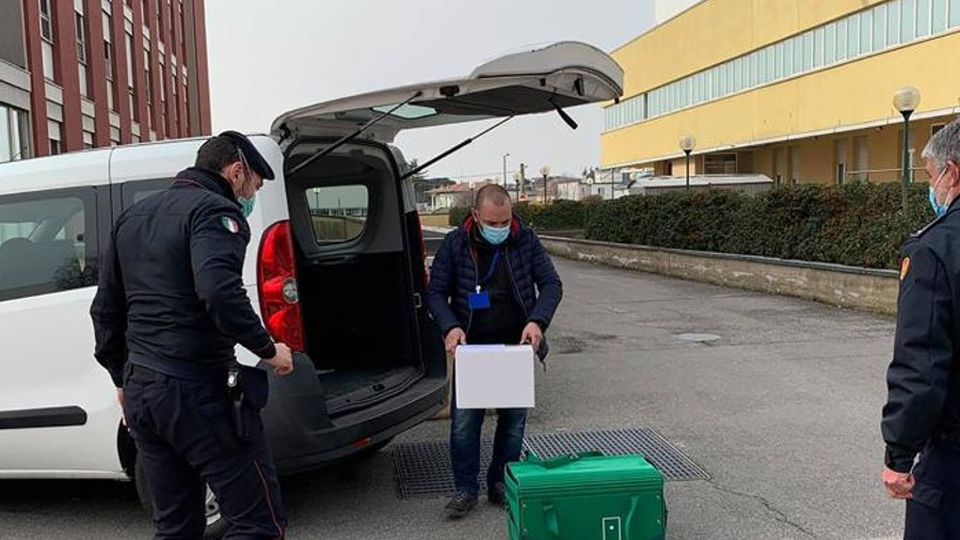 Cantù e i contagi che aumentano L’appello: «Rispettate le regole» Cantù e i contagi che aumentano L’appello: «Rispettate le regole»