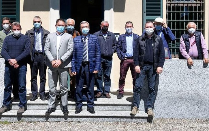 «Fermiamo lo spaccio nei boschi» L’appello dei sindaci al prefetto