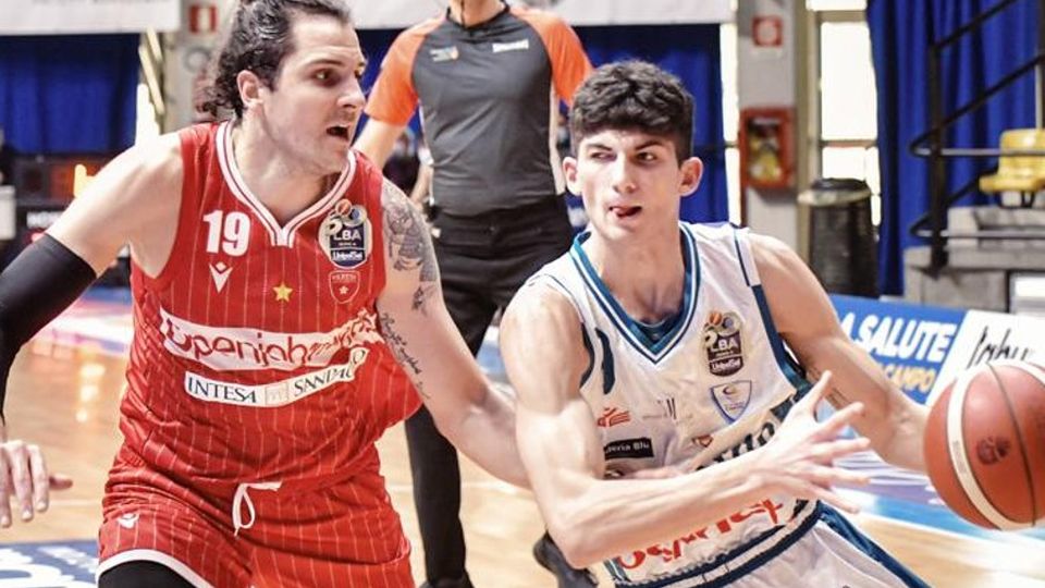 Procida ancora a Cantù «Solamente in serie A» Procida ancora a Cantù «Solamente in serie A»