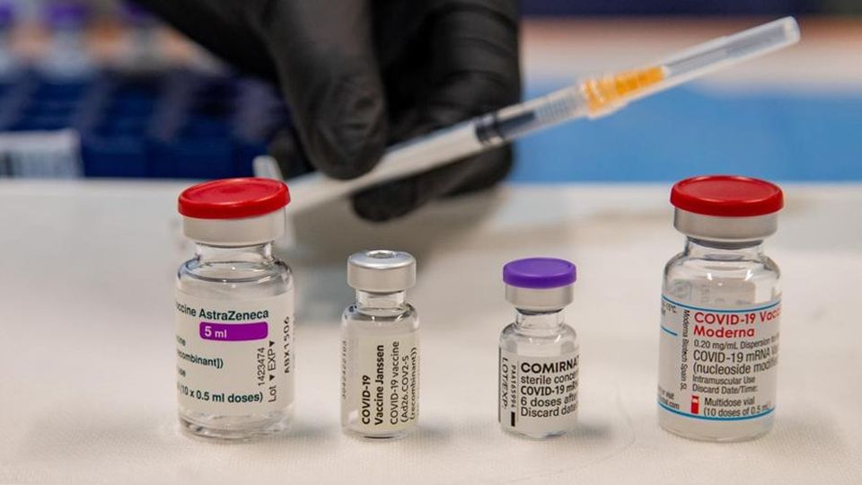 Caos AstraZeneca Lo hanno iniettato a 23mila under 60 Caos AstraZeneca Lo hanno iniettato a 23mila under 60