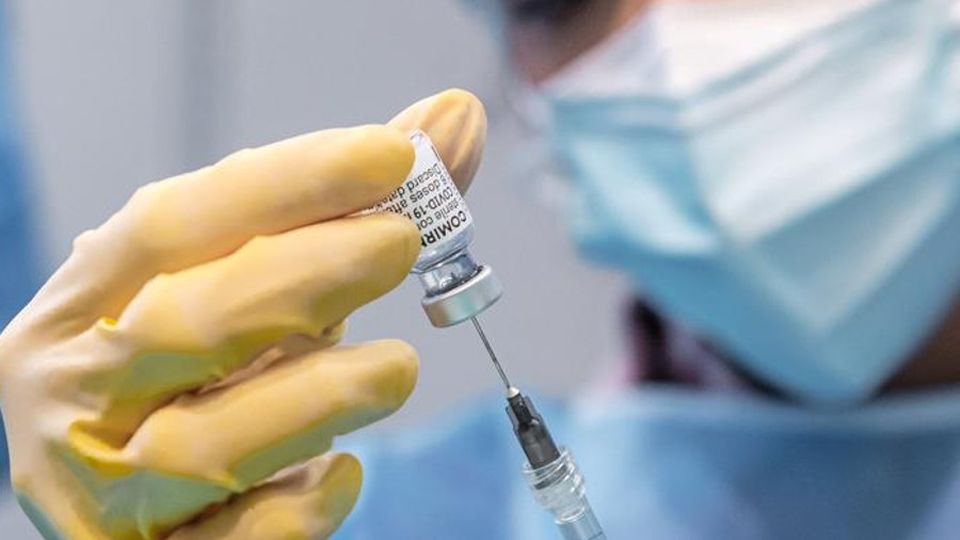 Covid, variante Delta al 5% nel Comasco «Ecco perché vaccinarsi è utile» Covid, variante Delta al 5% nel Comasco «Ecco perché vaccinarsi è utile»