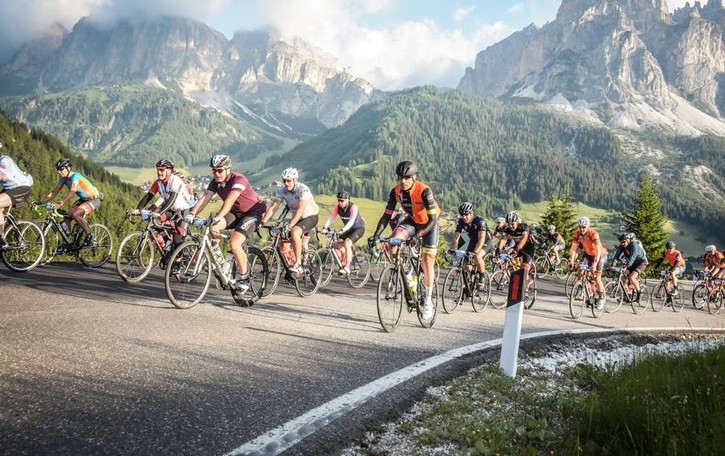 Maratona, le pedalate nel mito Trentasei i comaschi al via