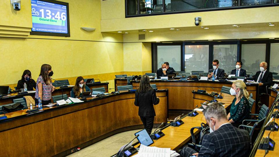 CRV - Commissione d’inchiesta su gestione regionale pandemia CRV - Commissione d’inchiesta su gestione regionale pandemia
