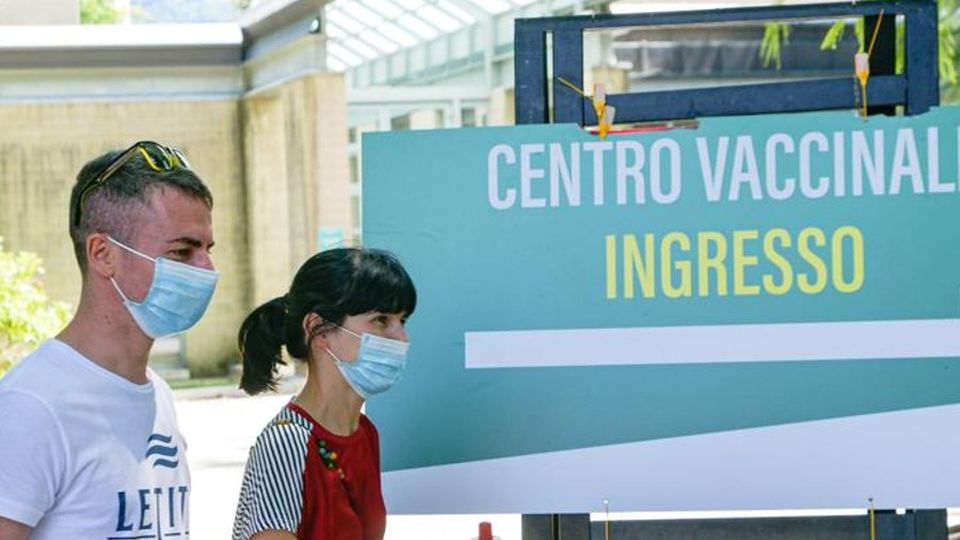 Virus, casi in crescita Sul Lario numeri quasi da zona gialla Virus, casi in crescita Sul Lario numeri quasi da zona gialla