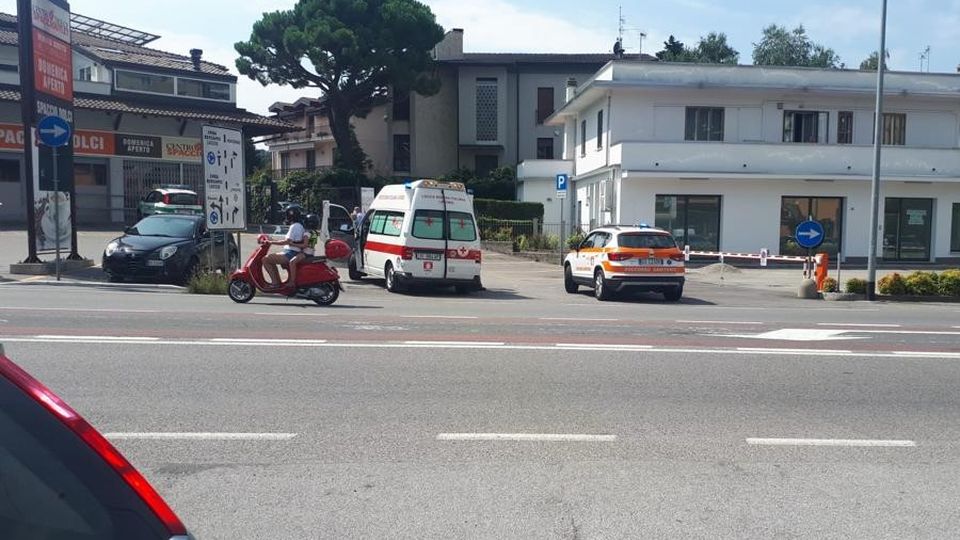 Lipomo, pensionata investita È ricoverata in ospedale Lipomo, pensionata investita È ricoverata in ospedale