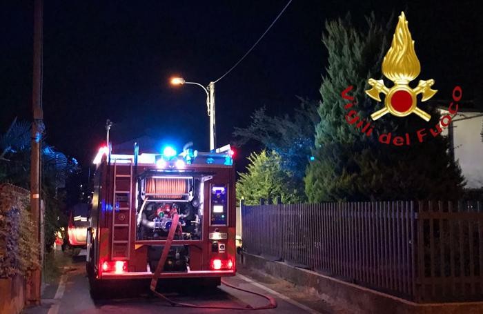Novedrate incendio box in via Cortiva