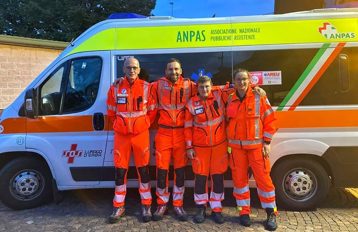 L’equipaggio della Sos di Lurago intervenuto. Da sinistra Alberto Galli, Luca Pedretti, Nadia Parma e Noemi Ostinelli