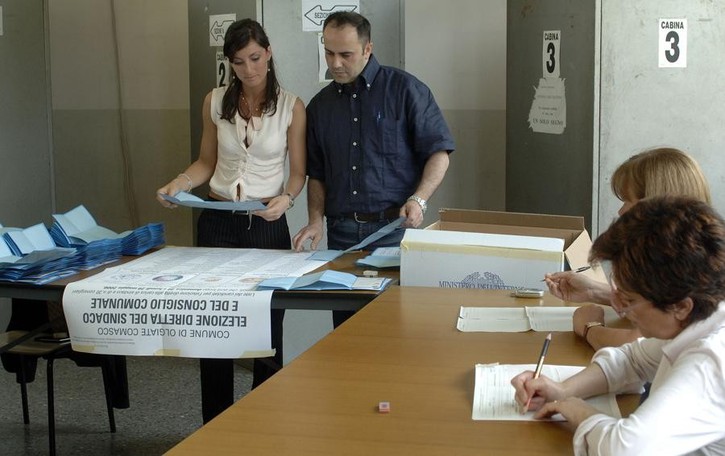 Elezioni comunali, depositate le liste Tre candidati a Olgiate, quattro a Caglio
