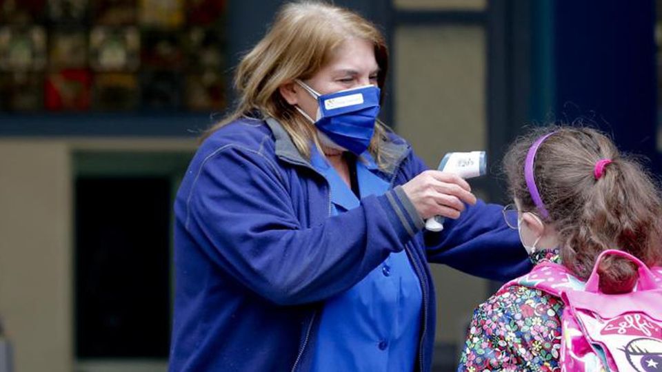 Scuola, quarantene fuori controllo A casa 13mila alunni, soprattutto piccoli Scuola, quarantene fuori controllo A casa 13mila alunni, soprattutto piccoli