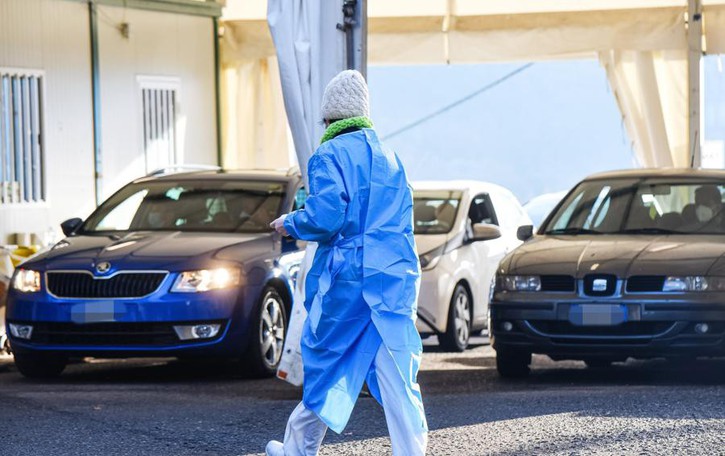 Vaccini agli over 50 A Como per oltre 21mila neanche una dose
