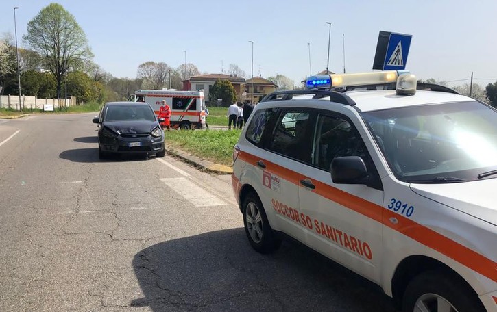 Lurago Marinone, altro incidente «Serve la rotatoria in via Vittorio Veneto»