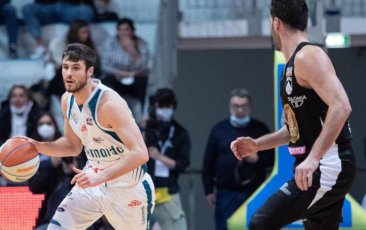 Cantù, ora testa al campionato Da mercoledì tre di fila in casa