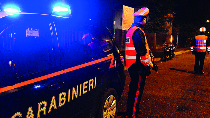 San Fermo Bottino Da Cinquantamila Euro Oltre Alle Pistole Rubati I 