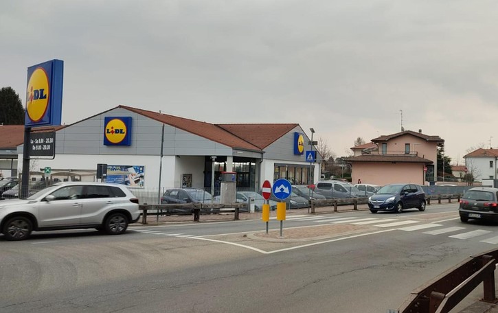 Locate, allarme borseggiatori E ladri messi in fuga a Mozzate