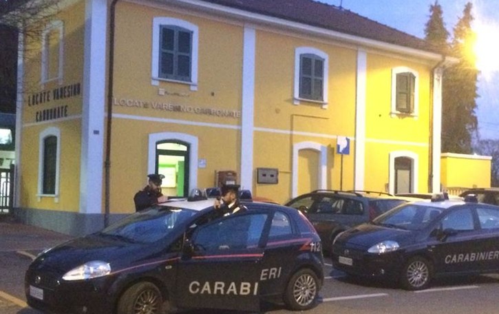 Coltello puntato alla gola sul treno: arrestato per rapina