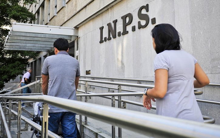 Porlezza, ottomila euro alla disoccupata «Dopo dieci anni l’Inps rivuole i soldi»