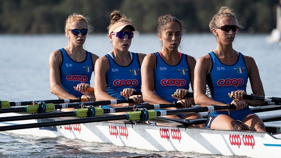 Arianna Noseda (a destra), capovoga del quattro di coppia pl