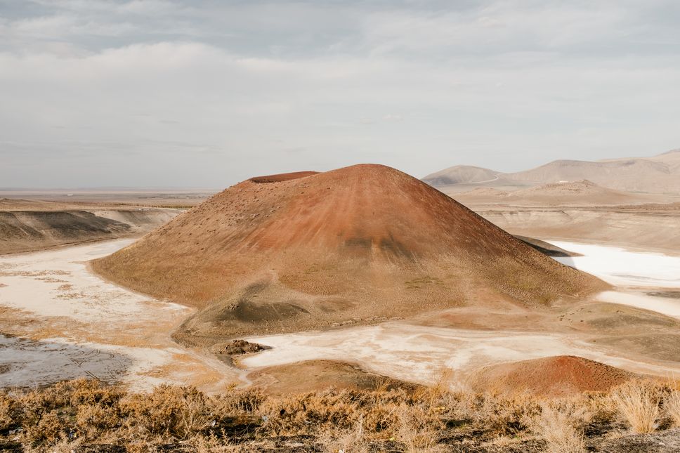 Il paesaggio di Meke Crater