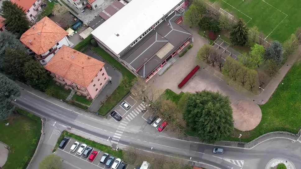 La struttura di proprietà del comune con bar, ristorante d pizzeria è chiusa dal 2009,