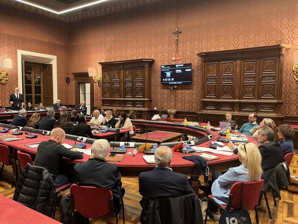 La discussione in aula consiliare è durata più di tre ore