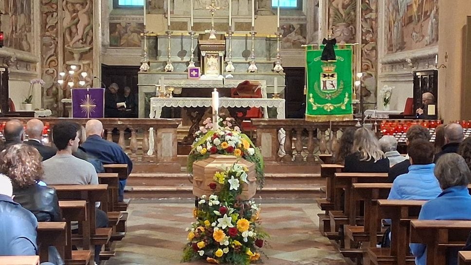 La cerimonia si è svolta nel santuario della Madonna dei Miracoli La cerimonia si è svolta nel santuario della Madonna dei Miracoli