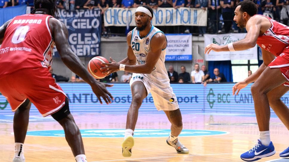 Sneed sotto osservazione: «Primo tempo così così, secondo tempo bene» Sneed sotto osservazione: «Primo tempo così così, secondo tempo bene»