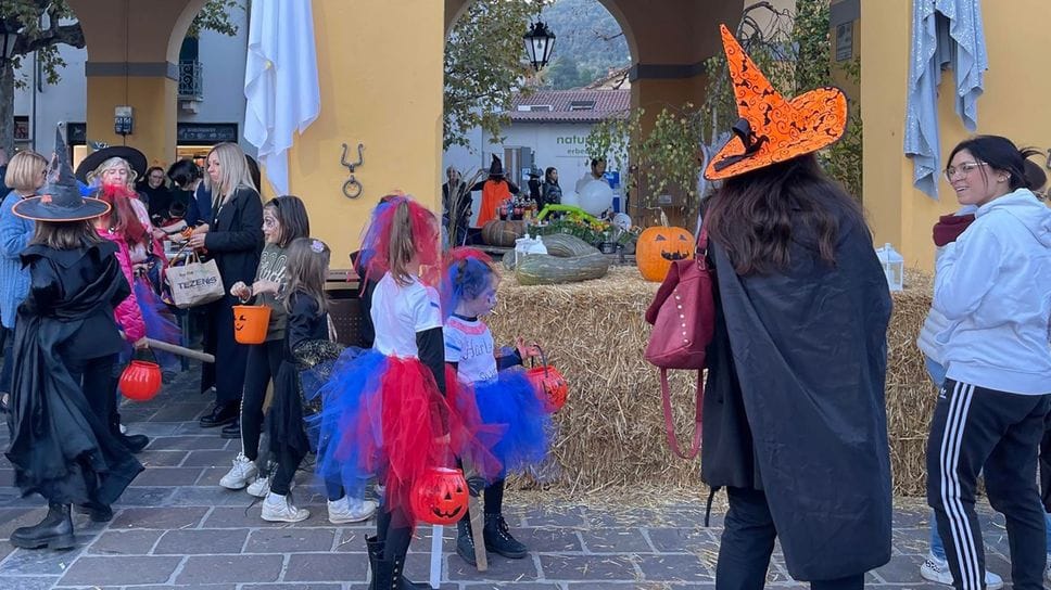 Zucche, fantasmi e streghette: il 31 ottobre si comincerà alle 15.30 Zucche, fantasmi e streghette: il 31 ottobre si comincerà alle 15.30