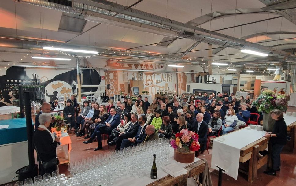 La presentazione alla Contrada degli Artigiani
