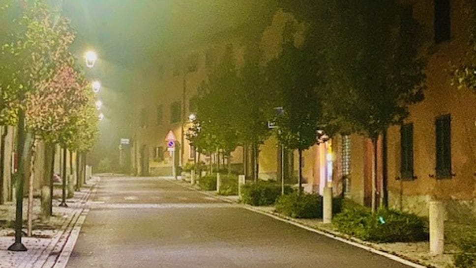 La via Roma a Bizzarone