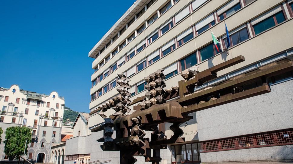 Il Tribunale di Como. Ordinanza dei giudici sul caso Olmetto