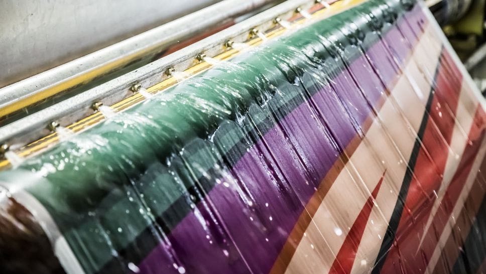 L’azienda è in grado di operare coniugando la tradizione e la creatività delle lavorazioni artigianali con le più tecnologie innovative