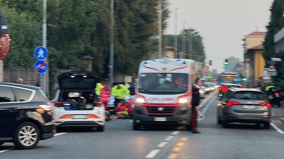 L’incidente di ieri sera a Locate Varesino L’incidente di ieri sera a Locate Varesino