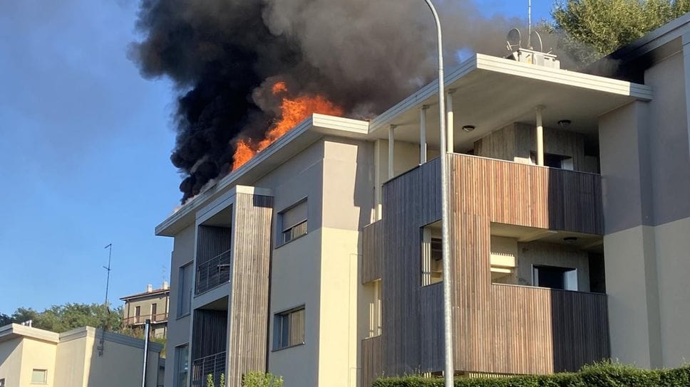 L’incendio è divampato lunedì 29 settembre L’incendio è divampato lunedì 29 settembre