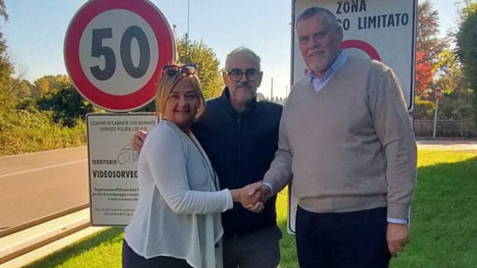 Da sinistra Antonella Girardi, Cristian Carini e Fabio Bulgheroni Da sinistra Antonella Girardi, Cristian Carini e Fabio Bulgheroni