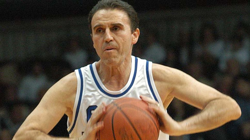 Recalcati a Cantù dal ’62 al ’79 giocatore, dall’84 al 90 coach