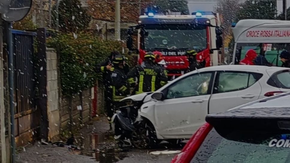 I primi soccorsi in via Pola