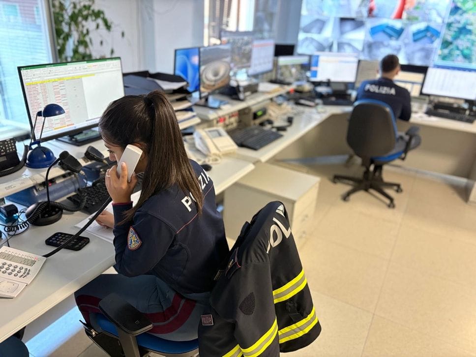 La centrale operativa della Questura