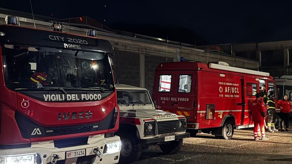 Impegnate sette squadre dei Vigili del fuoco