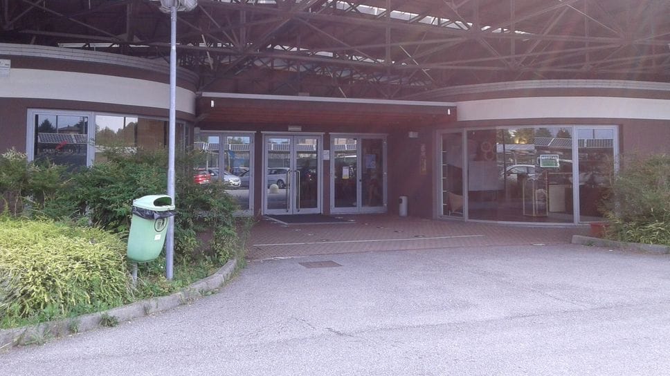 La piscina di Giussano, impianto usato dagli alunni marianesi