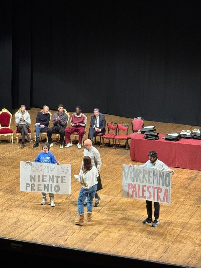 Protesta al Sociale durante il Fairplay day