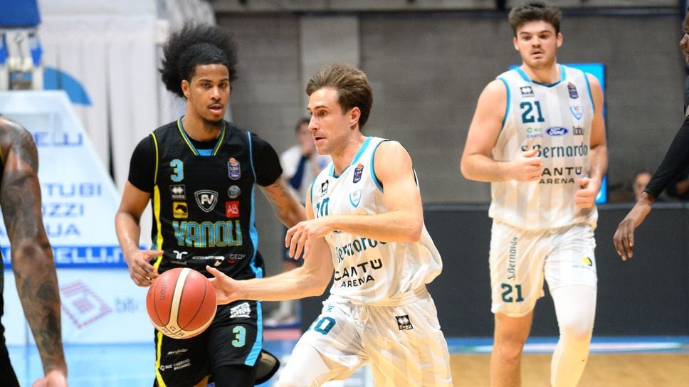 Andrea De Nicolao, esperto regista dell’Acqua S.Bernardo Cantù