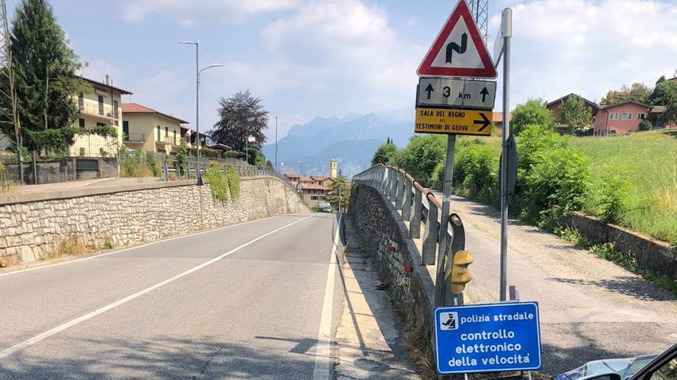 La strada che porta a Croce (Archivio)