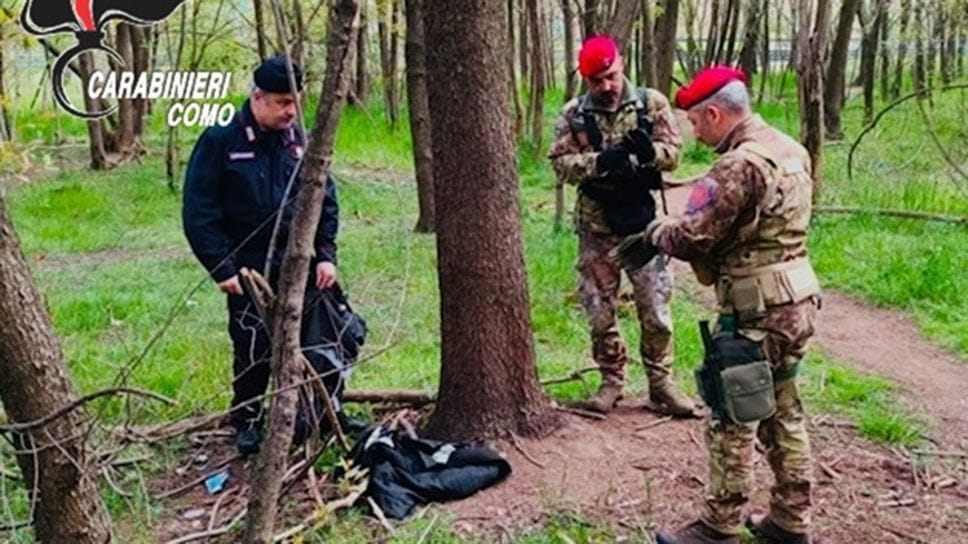 Uno dei bivacchi smantellati