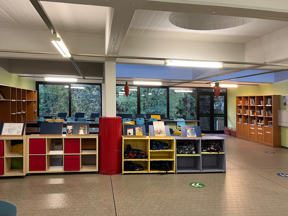 La biblioteca della scuola primaria di via Montelungo