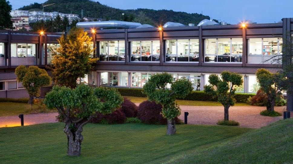 La sede principale di Canepa a San Fermo