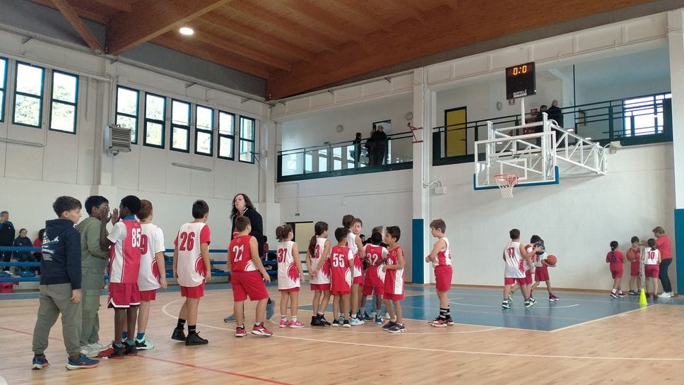 Baby giocatori del Basket Sant’Ambrogio all’inaugurazione